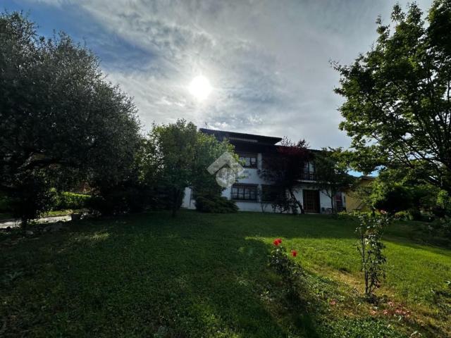 Appartamento in vendita di 172 m² in Via Cavour, 44