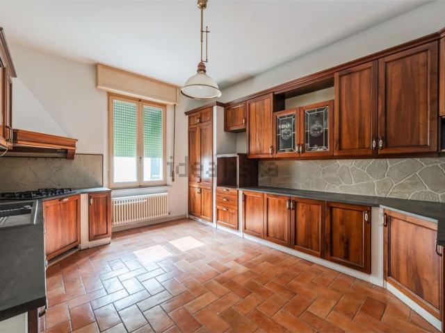 Appartamento in vendita di 172 m² in Via Aimi, 1