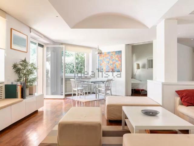Appartamento in vendita di 172 m² in Via Alberto Cadlolo