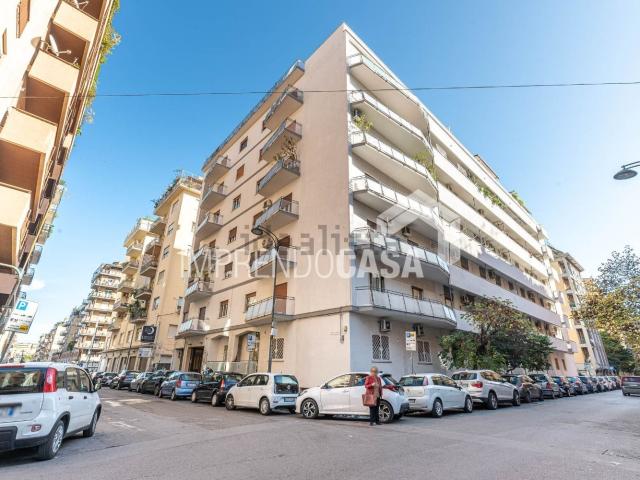 Appartamento in vendita di 172 m² in Via Generale Giuseppe Arimondi, 1