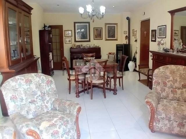 Appartamento in vendita di 172 m² in Via del Cardellino
