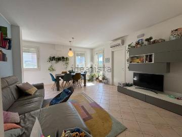 Appartamento in vendita di 172 m² in Via E. L. Cornaro, 4