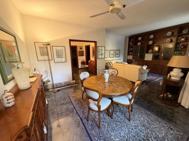 Appartamento in vendita di 172 m² in Via Federico Chopin, 42