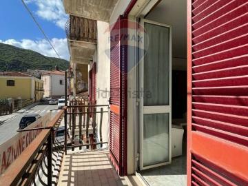 Appartamento in vendita di 172 m² in Via Isernia, 1