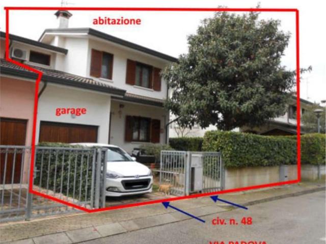 Appartamento in vendita di 172 m² in Via Padova, 48