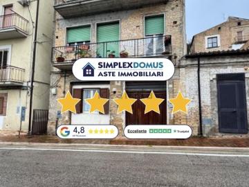 Appartamento in vendita di 172 m² in Via Perdicasso Barrile