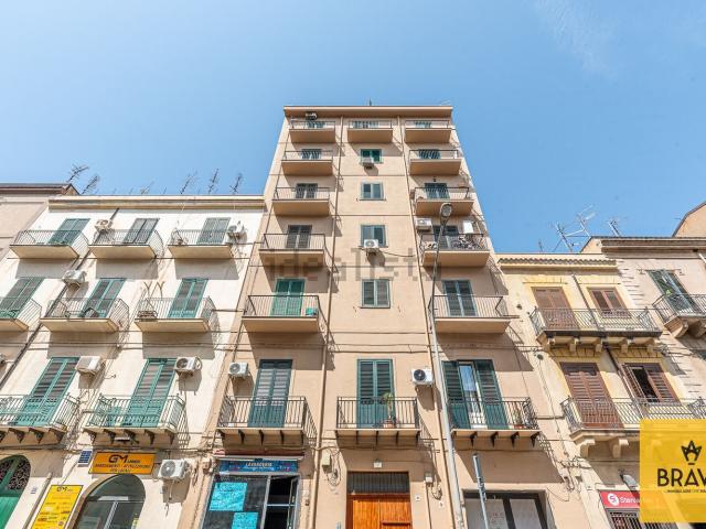 Appartamento in vendita di 172 m² in Via Pindemonte, 34