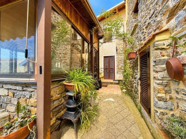 Appartamento in vendita di 172 m² in Via Prela&apos , 3