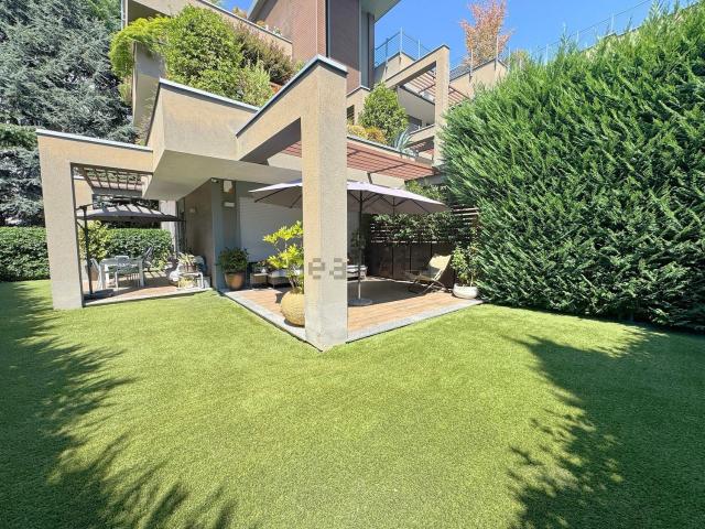 Appartamento in vendita di 172 m² in Via Vincenzo Monti, 4