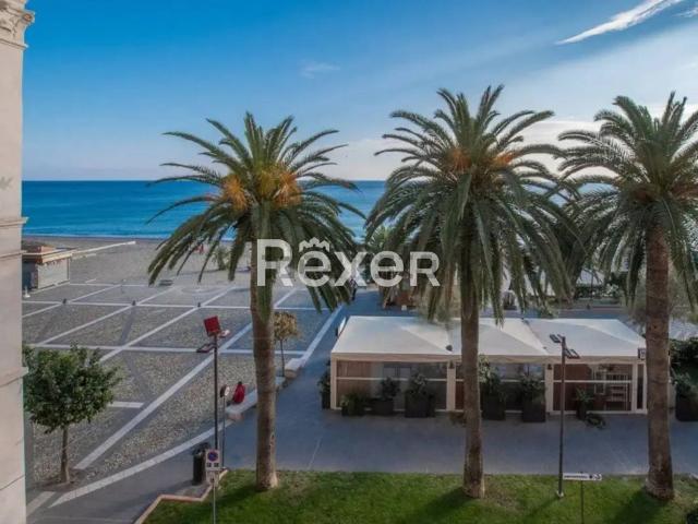 Appartamento in vendita di 173 m² in Via Concezione