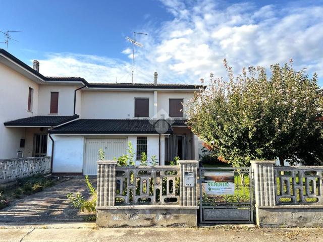 Appartamento in vendita di 173 m² in Via Camillo Benso Di Cavour, 24
