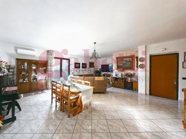Appartamento in vendita di 173 m² in Via Anterria, 6
