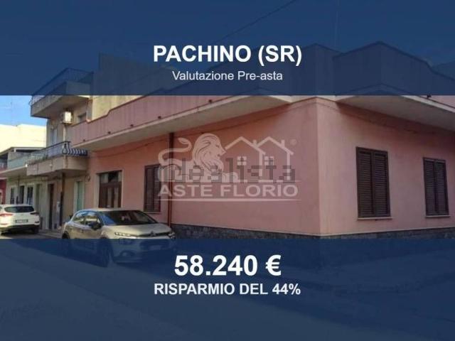 Appartamento in vendita di 173 m² in Via Alcide de Gasperi, 65