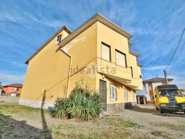 Appartamento in vendita di 173 m² in Via G. B. Vercelli, 2