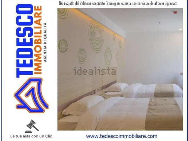 Appartamento in vendita di 173 m² in Via Fontanaisi