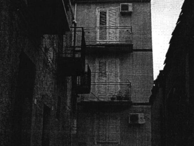 Appartamento in vendita di 173 m² in Via Francesco Petrarca
