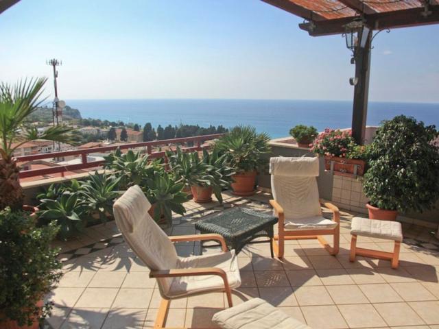 Appartamento in vendita di 173 m² in Via Labirinto