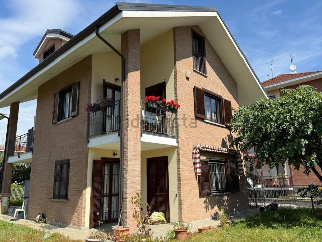 Appartamento in vendita di 173 m² in Via Moriondo Modesto