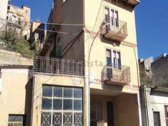 Appartamento in vendita di 173 m² in Via Pescara, 26