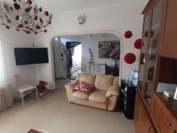 Appartamento in vendita di 173 m² in Via Reggio Campi