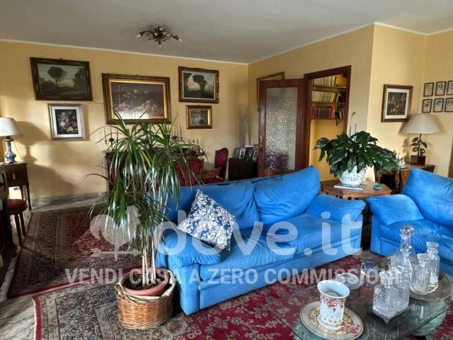 Appartamento in vendita di 173 m² in Via Vallone Petrara, 63
