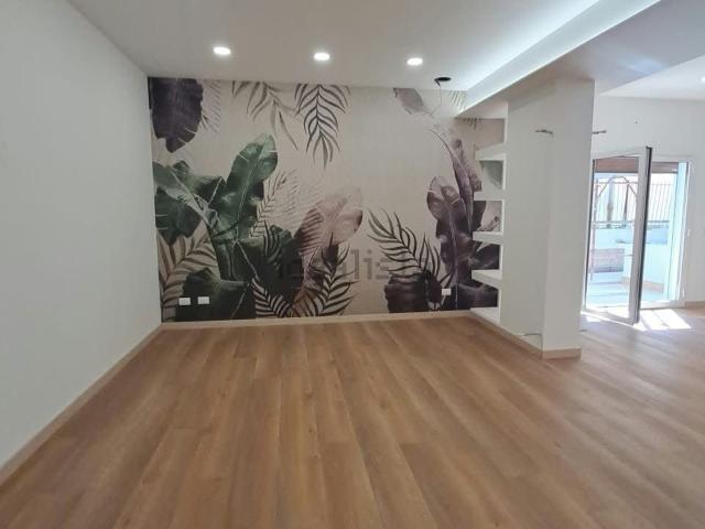 Appartamento in vendita di 173 m² in Via Venero, 194