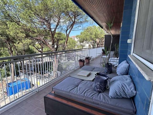 Appartamento in vendita di 173 m² in Viale Leopoldo Muzii, 85