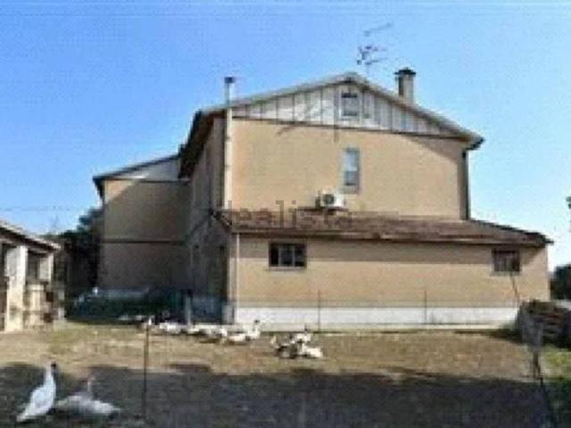 Appartamento in vendita di 173 m² in Contrada Crocette, 25