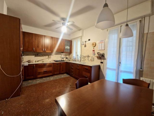 Appartamento in vendita di 174 m² in Via A. Gramsci, 170