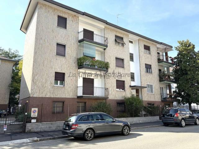Appartamento in vendita di 174 m² in Via Giuseppe Torelli, 6