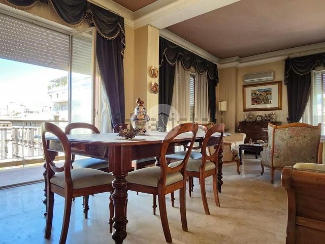 Appartamento in vendita di 174 m² in Via Emerico Amari, 38