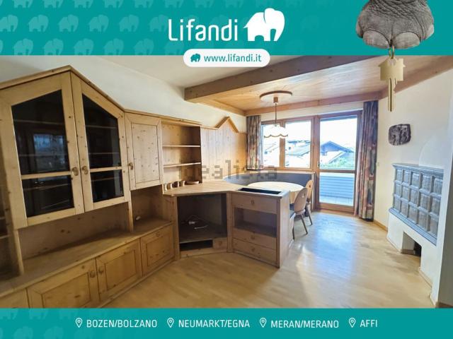Appartamento in vendita di 174 m² in Via Kahn