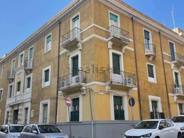 Appartamento in vendita di 174 m² in Via Lenzi