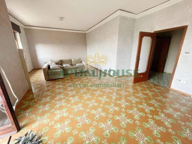 Appartamento in vendita di 174 m² in Via S. Pietro
