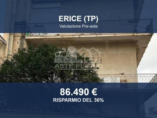 Appartamento in vendita di 174 m² in Via Scilla, 2