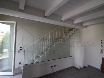 Appartamento in vendita di 174 m² in Via Panaro