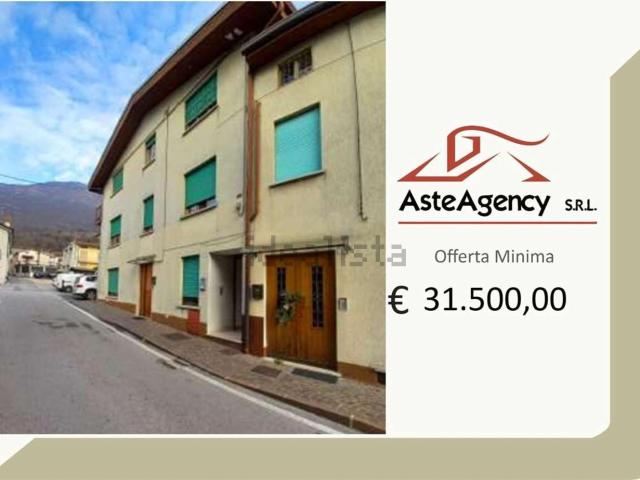 Appartamento in vendita di 174 m² in Via Roma, 2