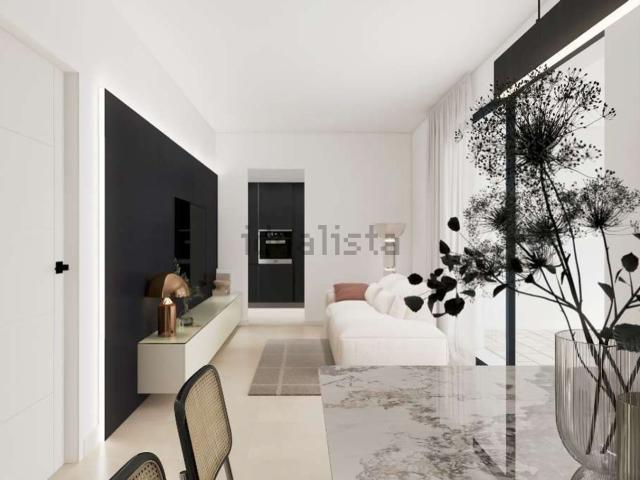 Appartamento in vendita di 174 m² in Via Uccelliera, 56