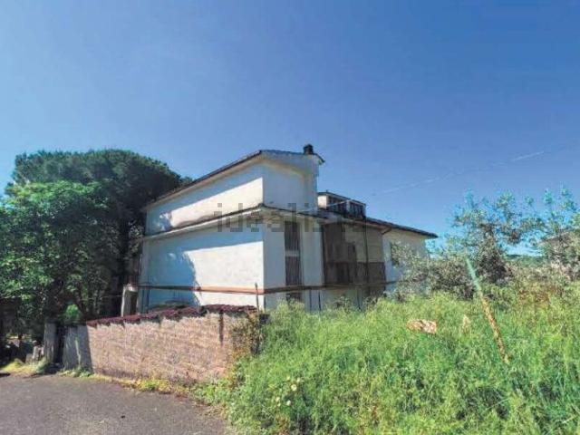 Appartamento in vendita di 174 m² in Viale Alessandro Manzoni