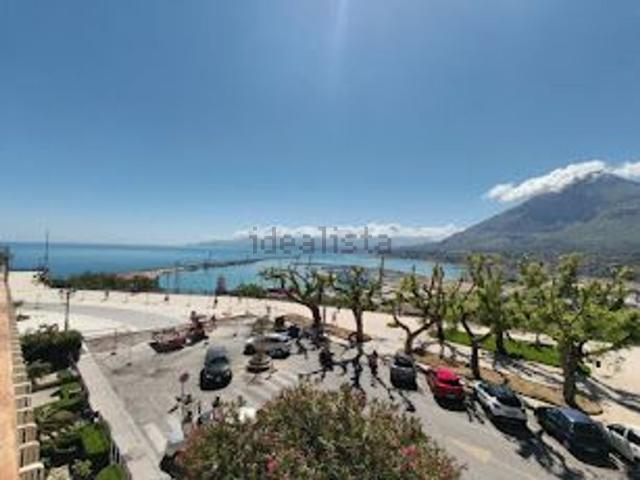 Appartamento in vendita di 174 m² in Circonvallazione del Castello, 4