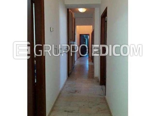 Appartamento in vendita di 17555 m² in Via Antonello da Messina
