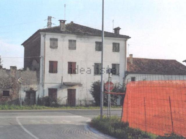Appartamento in vendita di 1757 m² in Via Crearo