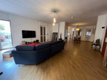 Appartamento in vendita di 175 m²