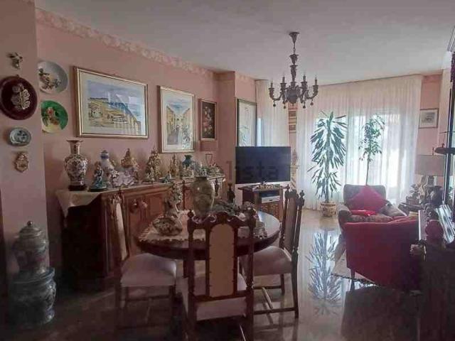 Appartamento in vendita di 175 m²
