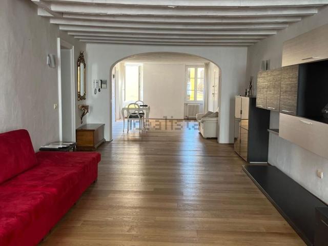 Appartamento in vendita di 175 m² in Via X Giornate