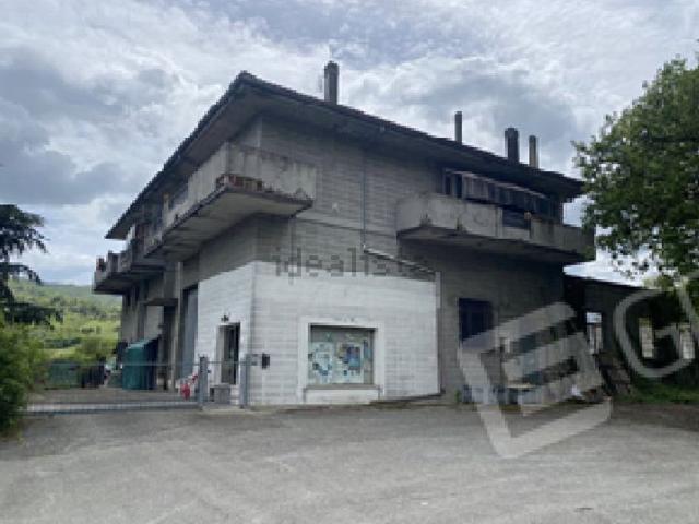Appartamento in vendita di 175 m² in Via Cà del Vento, 296