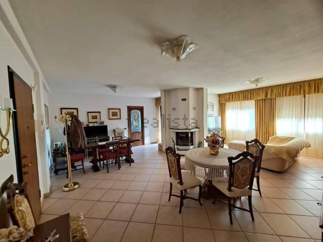 Appartamento in vendita di 175 m² in Via Amerigo Vespucci, 2