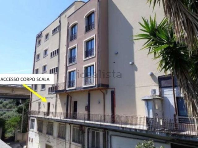 Appartamento in vendita di 175 m² in Via Antonello da Messina, 96