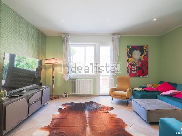 Appartamento in vendita di 175 m² in Via Bolsena