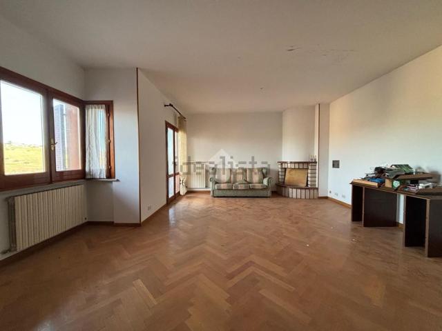 Appartamento in vendita di 175 m² in Via Giuseppe de Vincenzi, 6